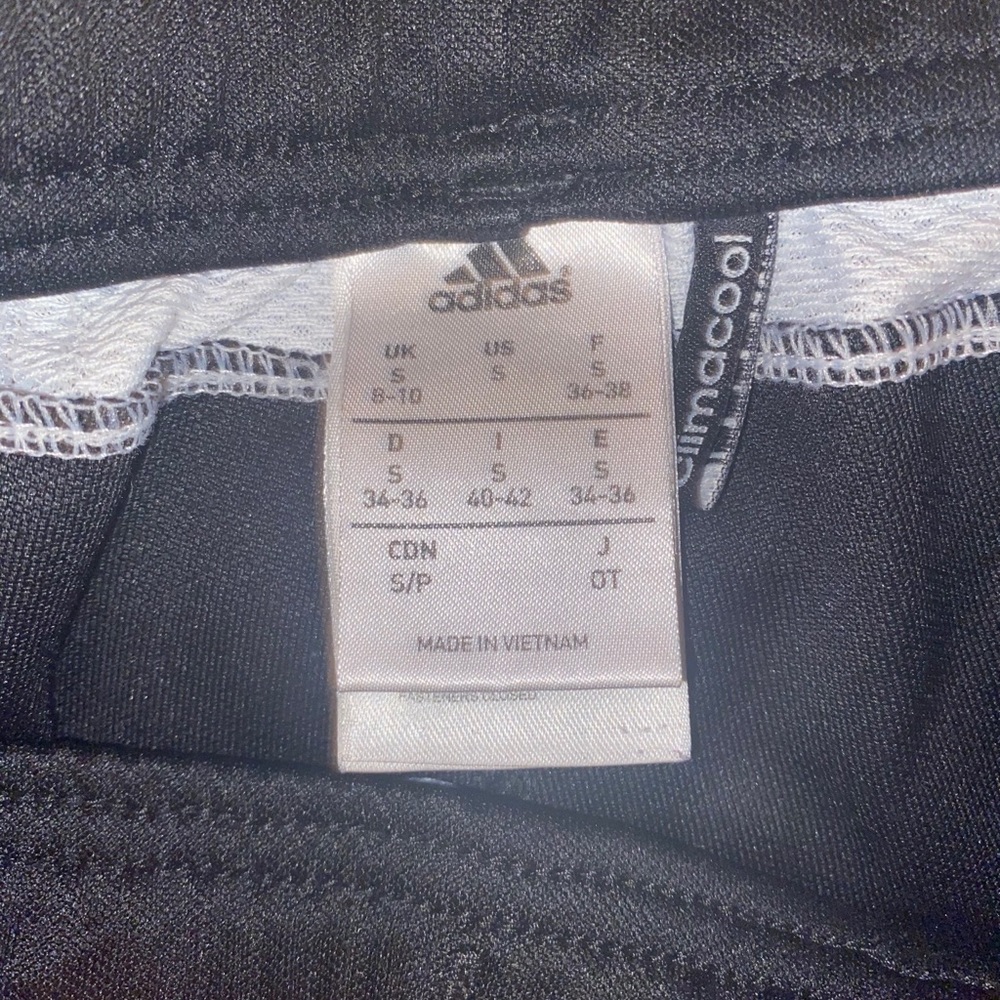 Adidas pants - Picture 4 of 4